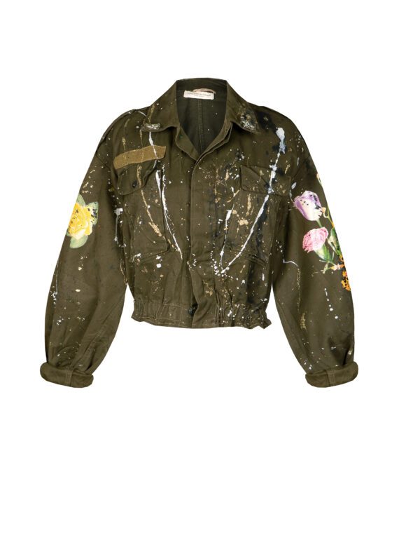 giacca-donna-corta-militare-rigenerata-con-applicazioni-verde-apiedinudinelparco-bologna-6