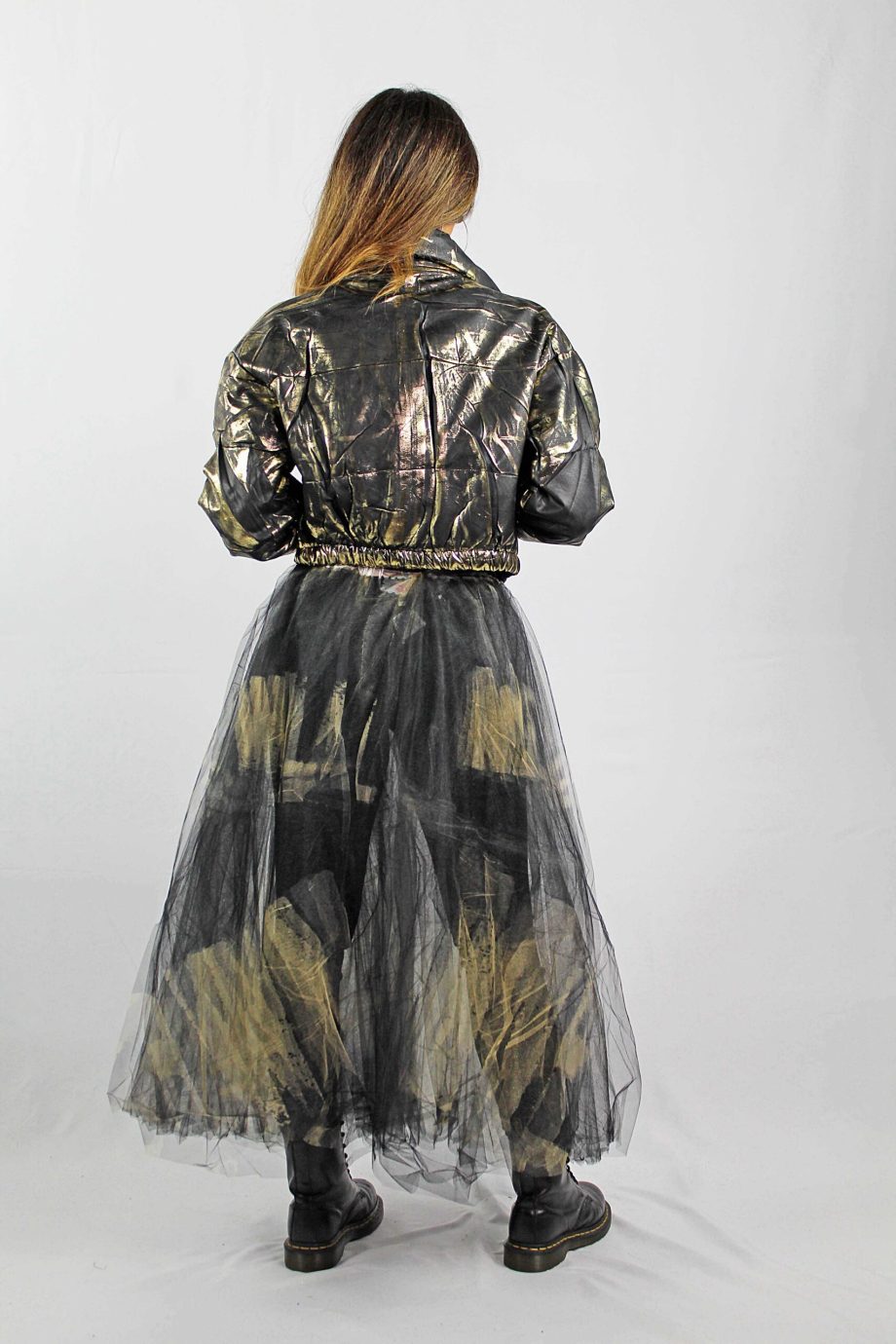 giubbotto-ecopelle-laminato-oro-nero-apiedinudinelparco-bologna-11
