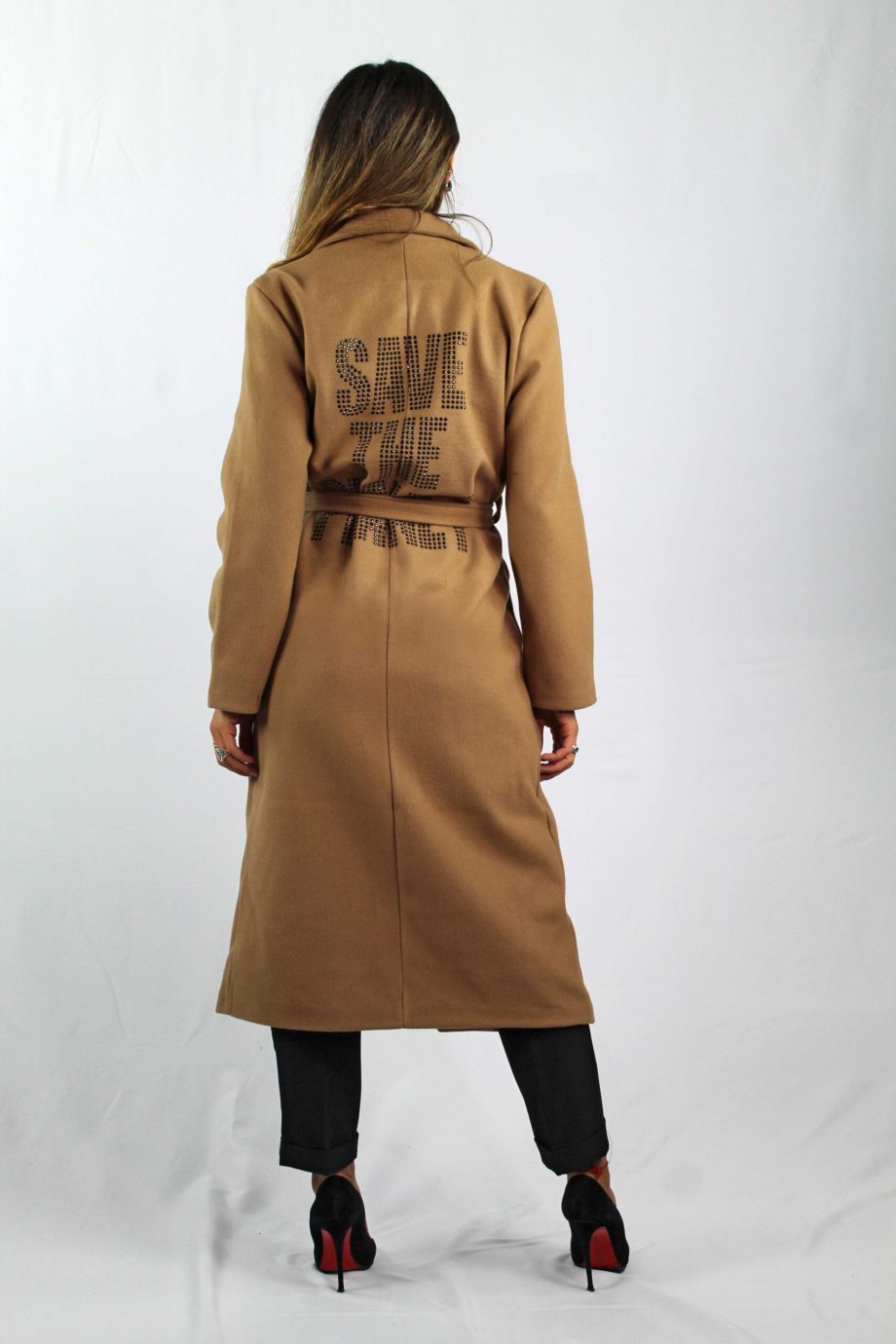 cappotto-vestaglia-save-the-planet-cammello-apiedinudinelparco-bologna-5