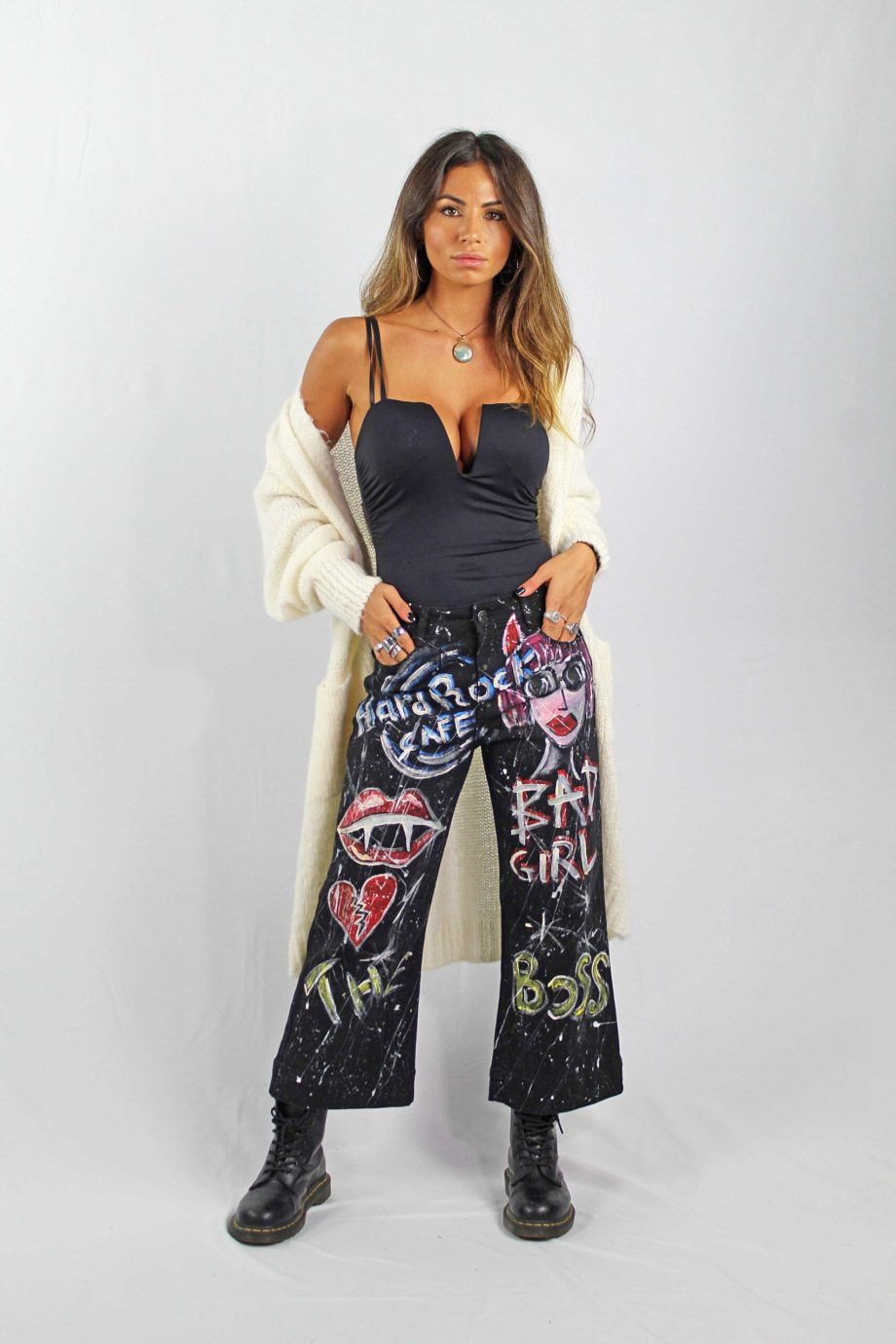 Jeans da donna Dipinto a mano - Arte su Jeans -