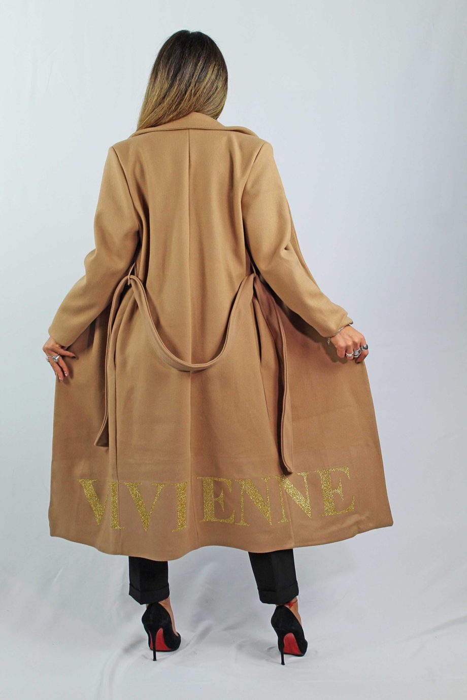 cappotto-vestaglia-vivienne-beige-apiedinudinelparco-bologna-2