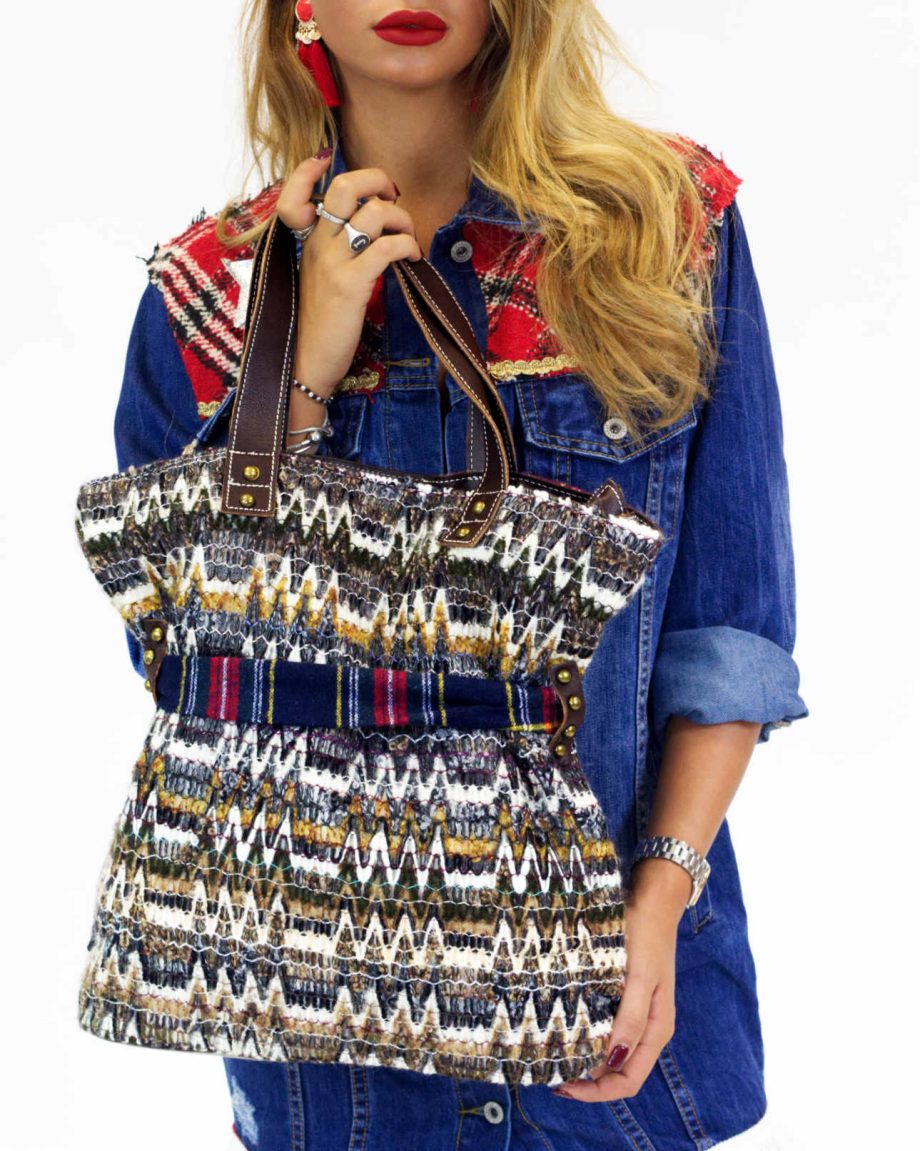 Shopping con borchie in maglia di Lana e Tartane vera pelle – apiedinudinelparco